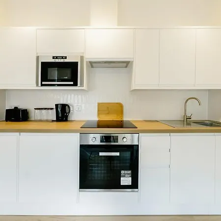 Grange Rd Flat 3 One Bedroom Flat Апартаменти *