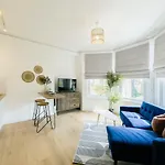 Grange Rd Flat 3 One Bedroom Flat Apartment *