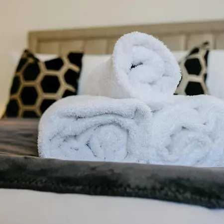 Апартаменты Grange Rd Flat 3 One Bedroom Flat Бристоль
